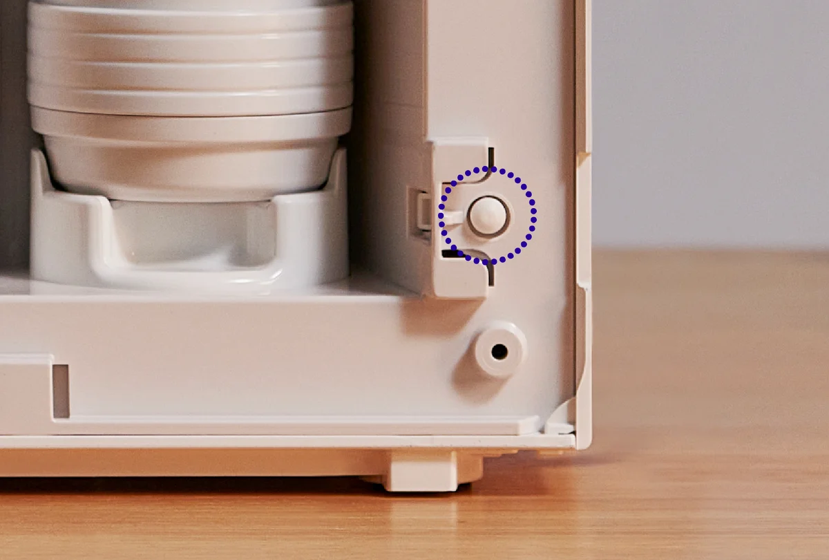 Close-up of the NANO+ Signature Water Purifier highlighting the auto water shut-off mechanism for filter replacement. (CP-AKN011)